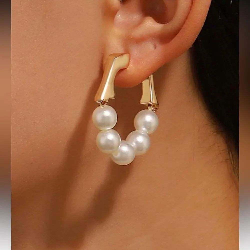 Pearl hoop Earrings N1724